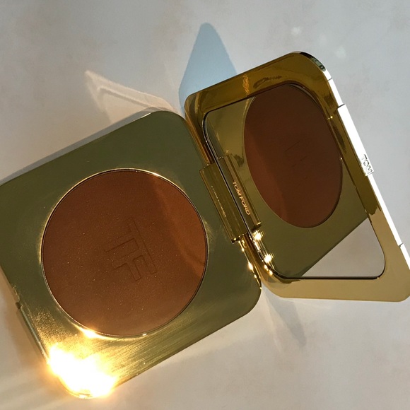 Tom Ford Bronzing Powder - Picture 1 of 4